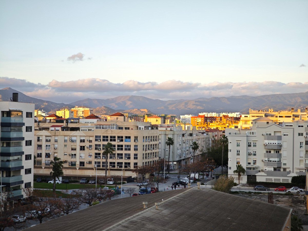 3 Bed Middle Floor Apartment in Málaga
