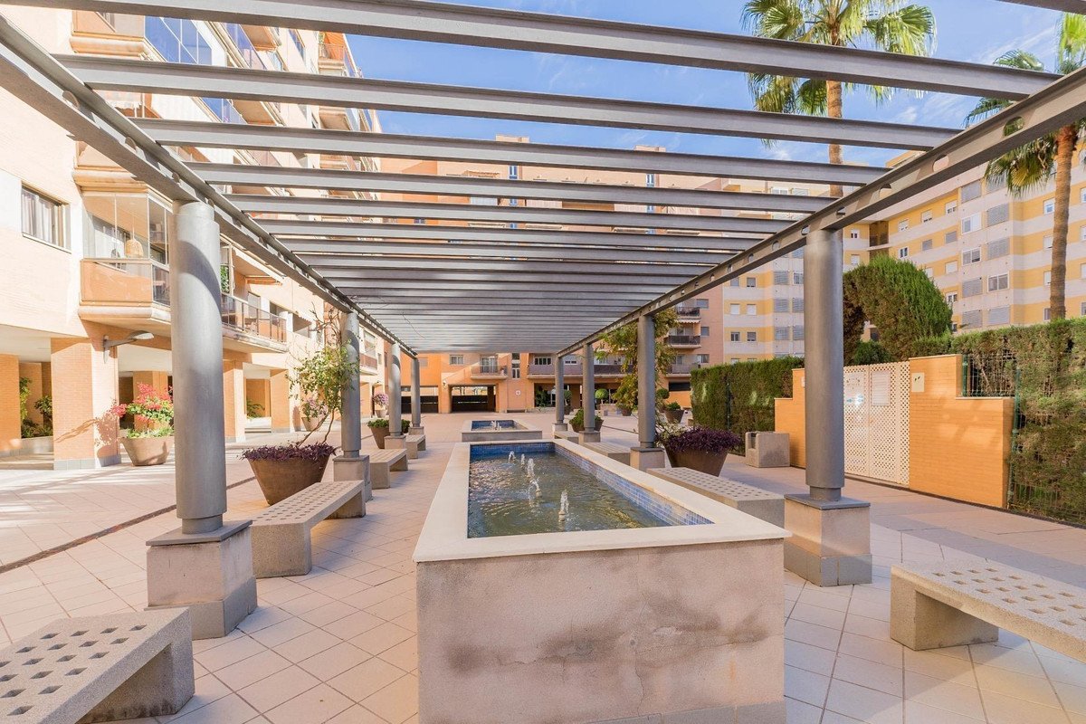 3 Bed Middle Floor Apartment in Málaga