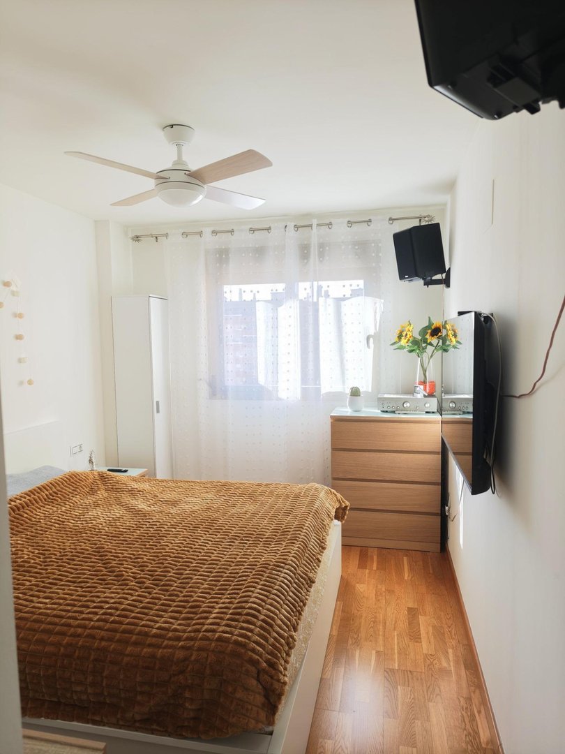 3 Bed Middle Floor Apartment in Málaga