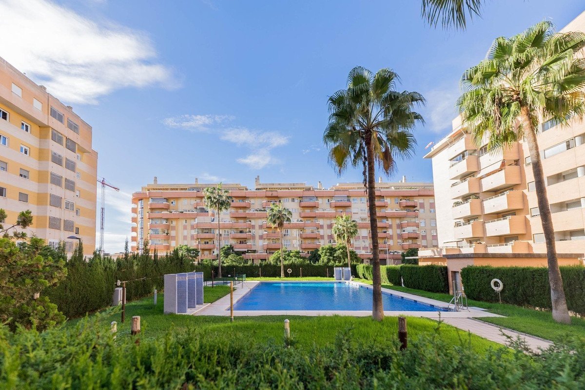 3 Bed Middle Floor Apartment in Málaga