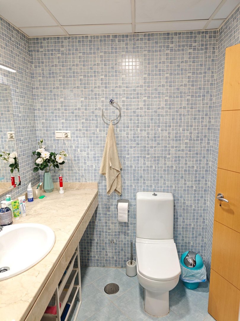 3 Bed Middle Floor Apartment in Málaga