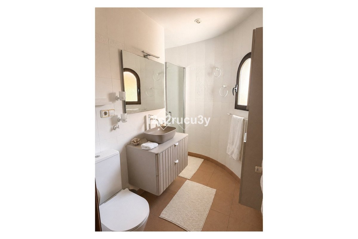 6 Bed Detached Villa in Calpe
