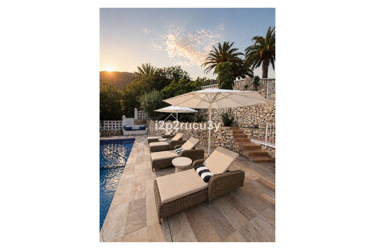 6 Bed Detached Villa in Calpe
