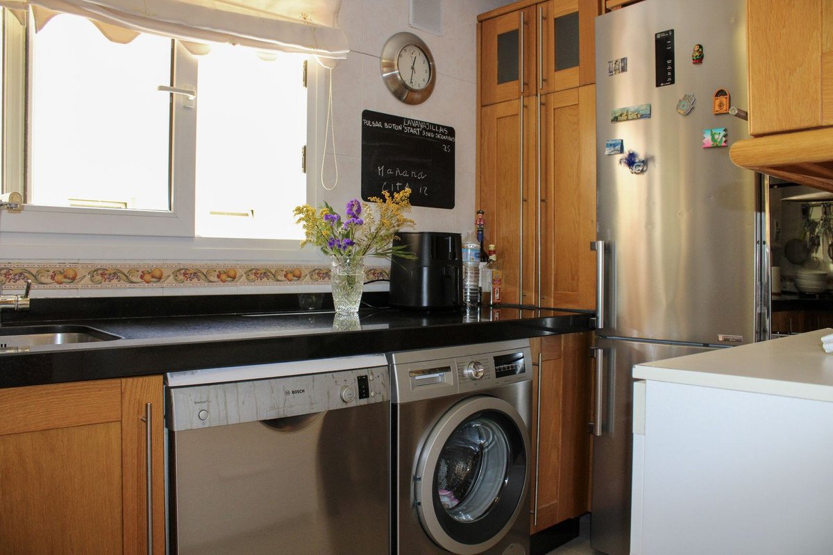 2 Bed Top Floor Apartment in Torrox Costa
