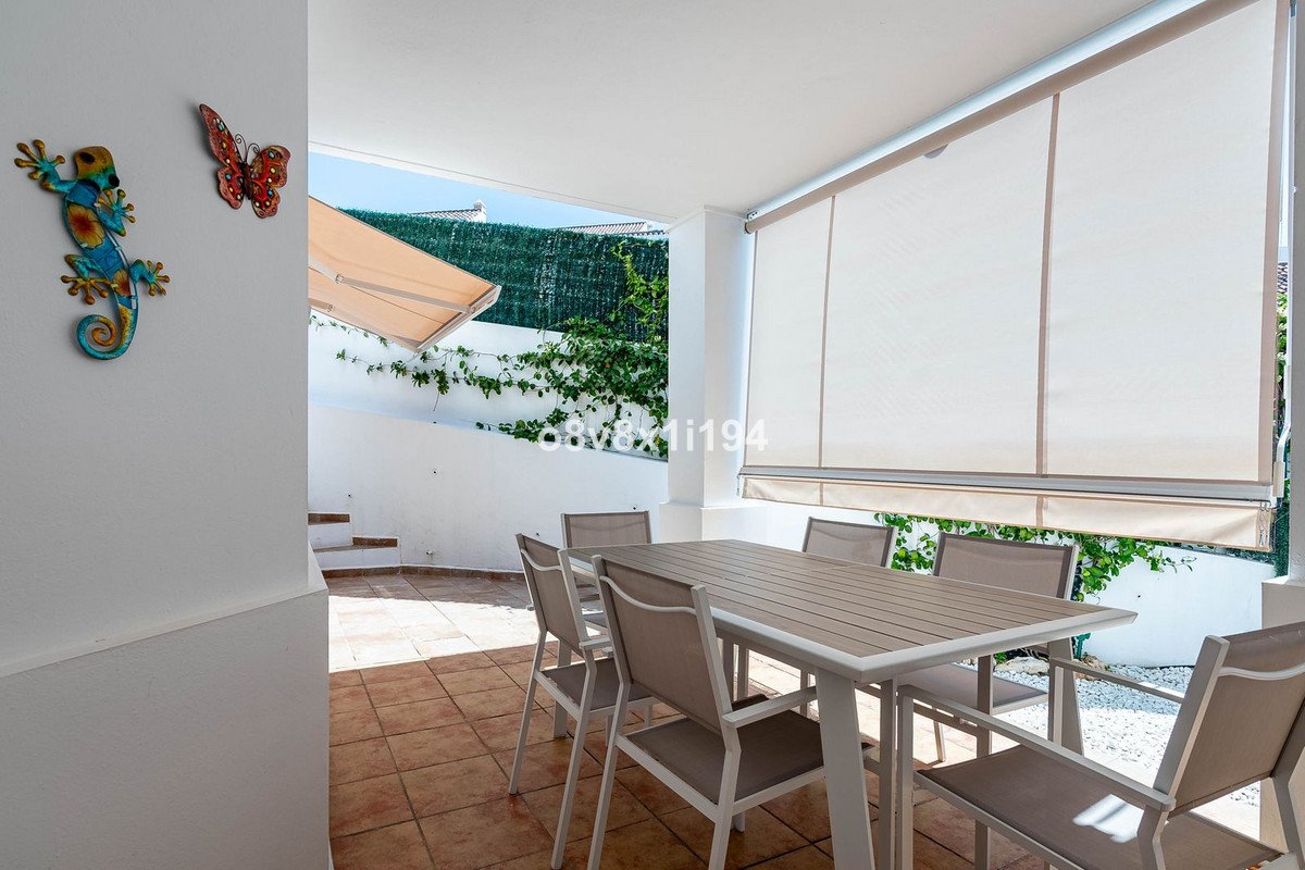4 Bed Semi-Detached House in Casares
