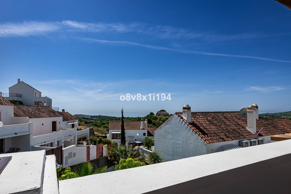 4 Bed Semi-Detached House in Casares