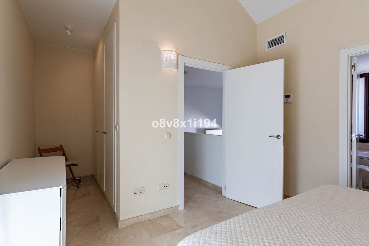 4 Bed Semi-Detached House in Casares