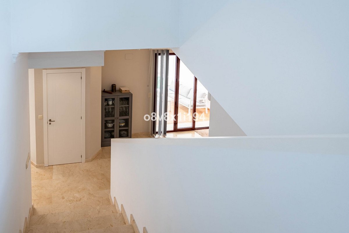 4 Bed Semi-Detached House in Casares