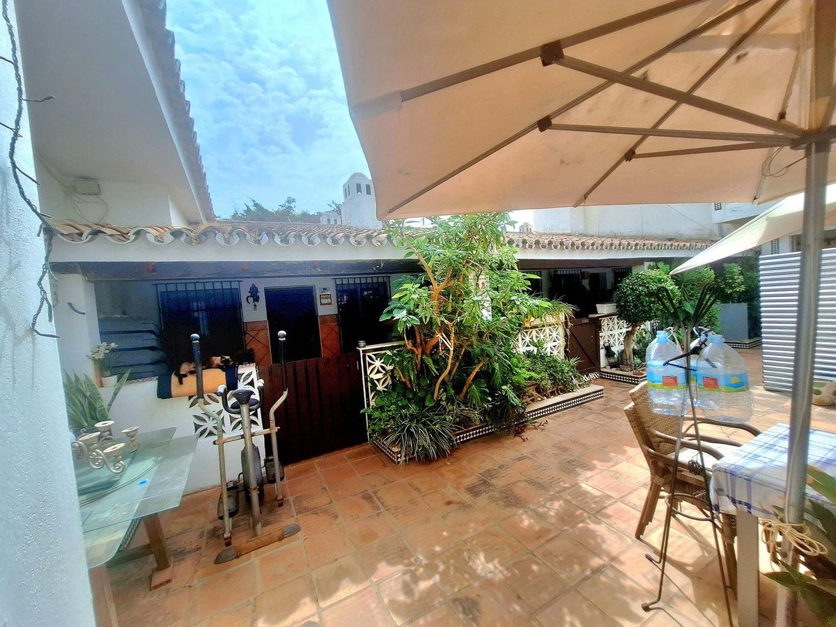 3 Bed Detached Villa in Costabella