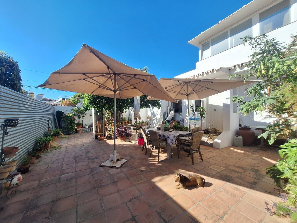 3 Bed Detached Villa in Costabella