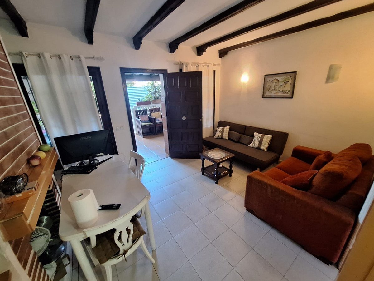 3 Bed Detached Villa in Costabella