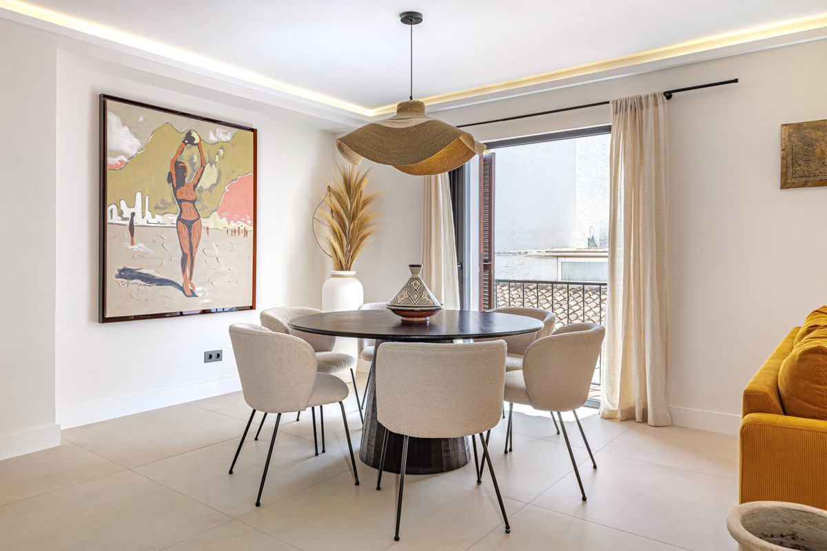 3 Bed Middle Floor Apartment in Marbella