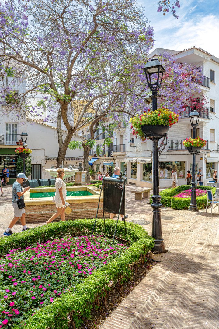 3 Bed Middle Floor Apartment in Marbella