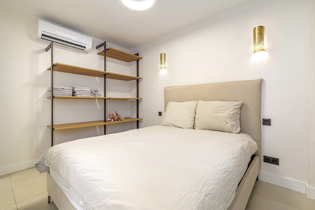3 Bed Middle Floor Apartment in Marbella