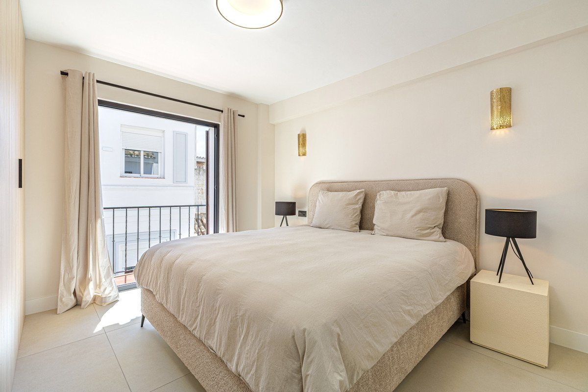 3 Bed Middle Floor Apartment in Marbella