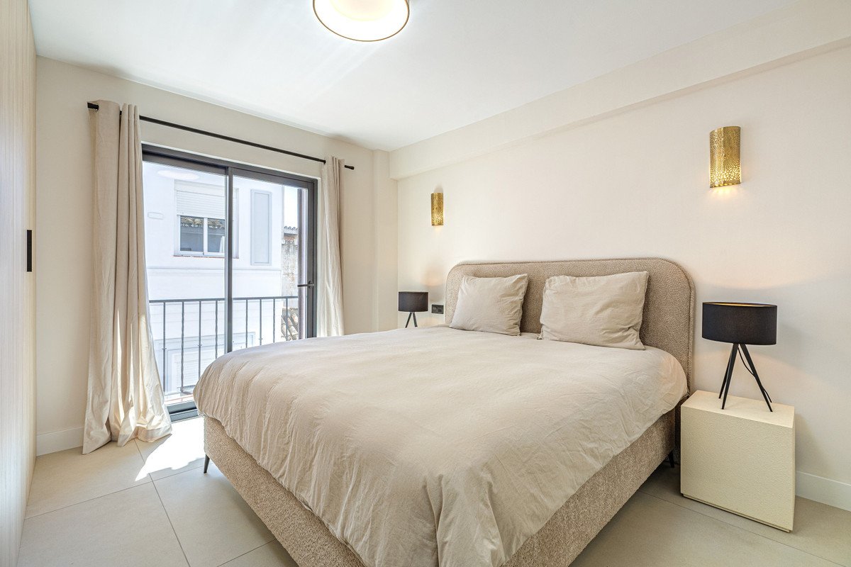 3 Bed Middle Floor Apartment in Marbella