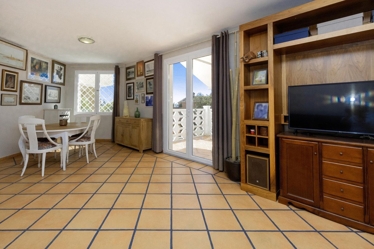 3 Bed Detached Villa in Marbella