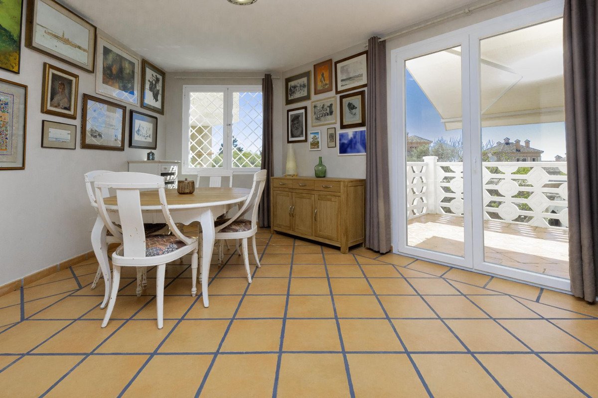 3 Bed Detached Villa in Marbella