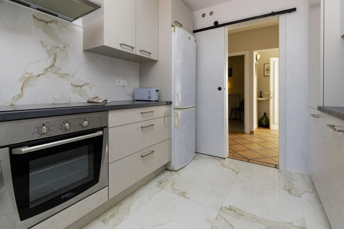 3 Bed Detached Villa in Marbella