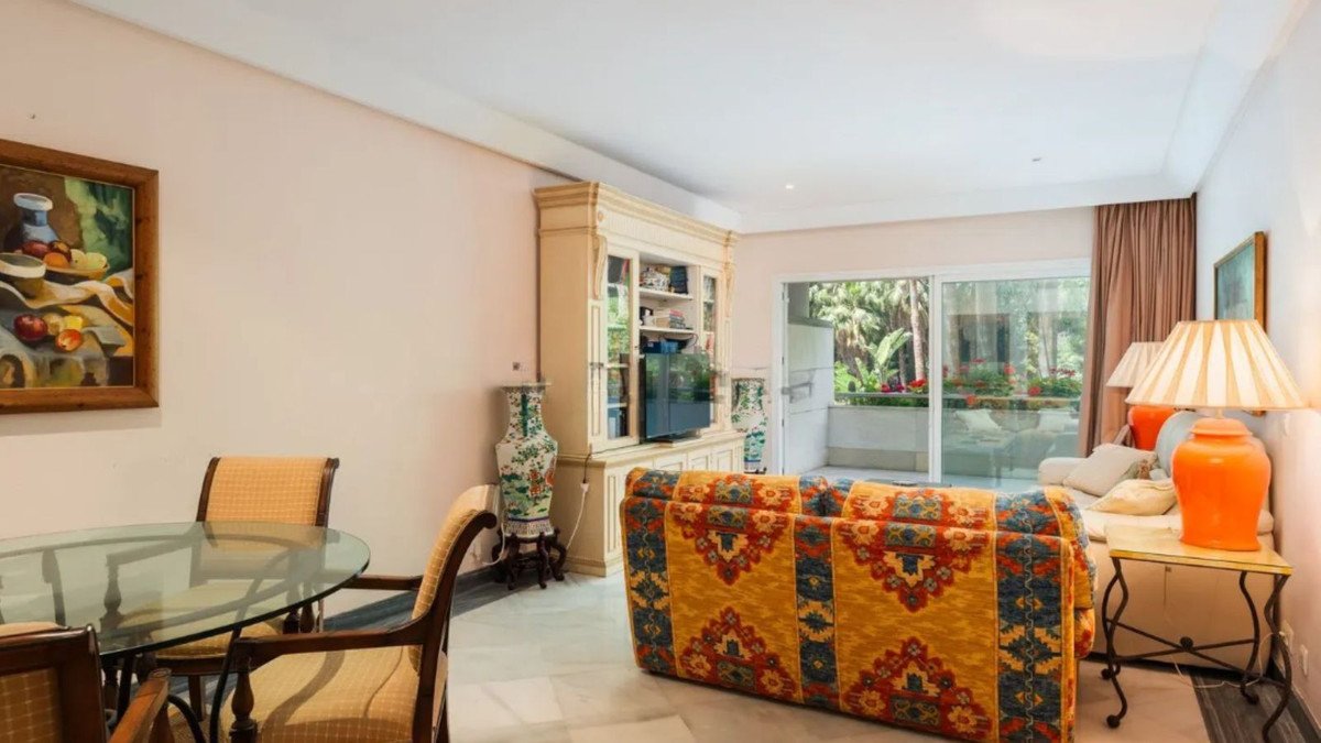 2 Bed Ground Floor Apartment in Marbella