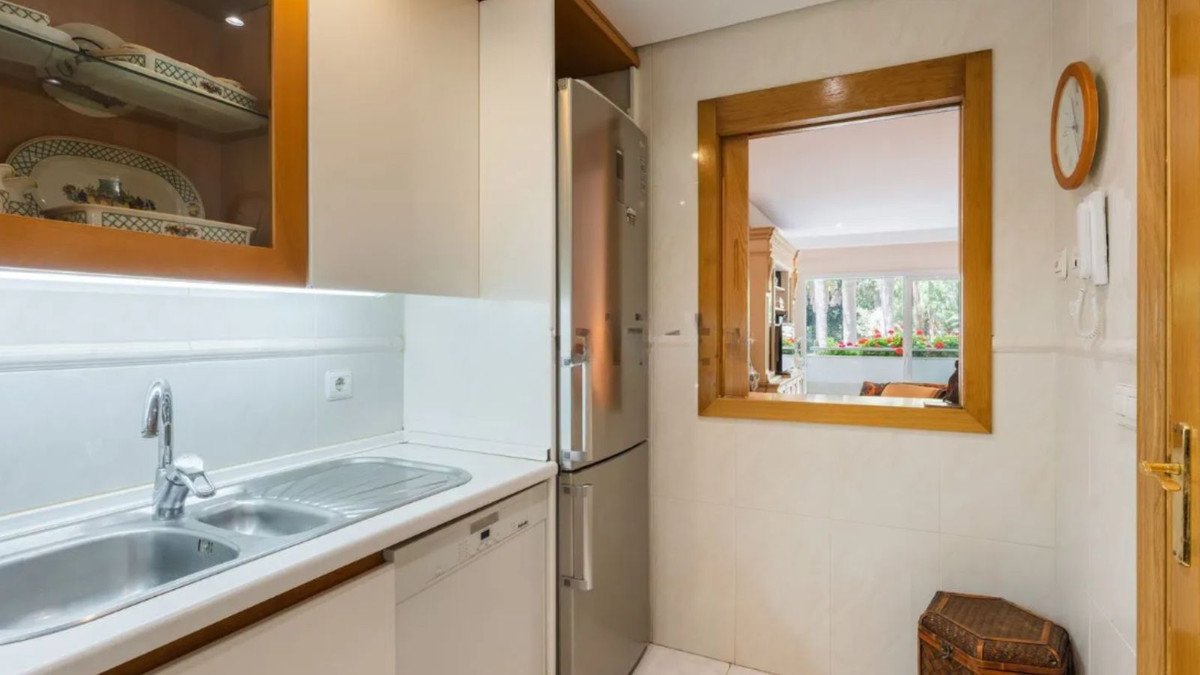2 Bed Ground Floor Apartment in Marbella