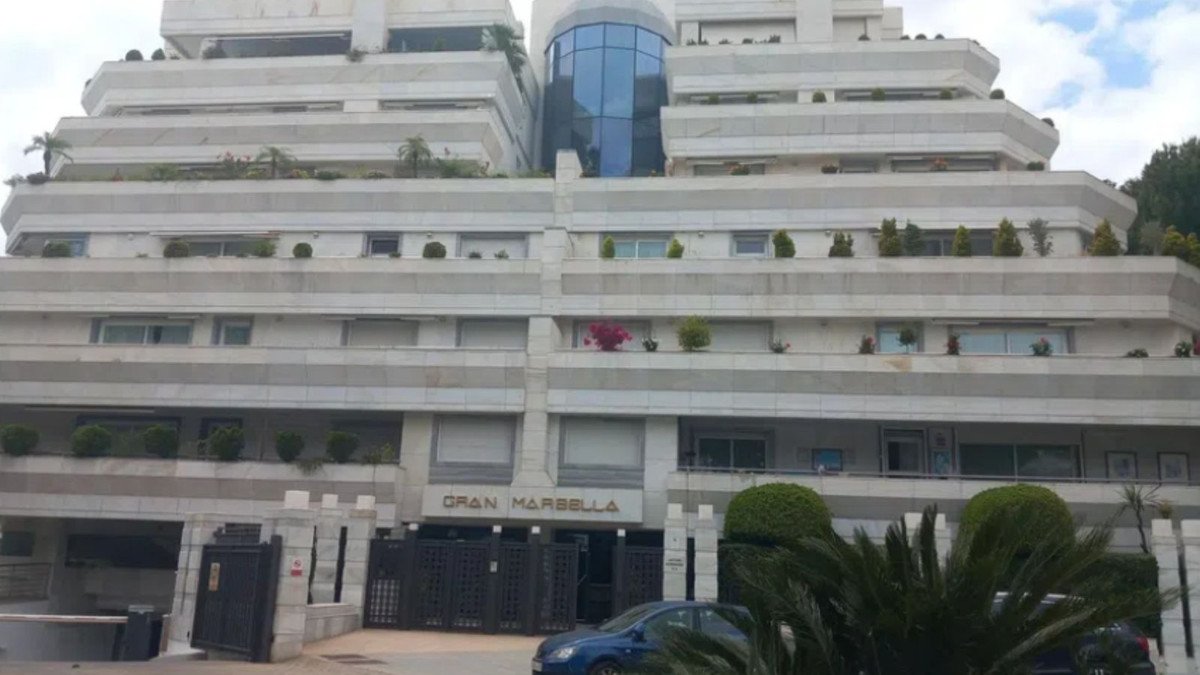 2 Bed Ground Floor Apartment in Marbella
