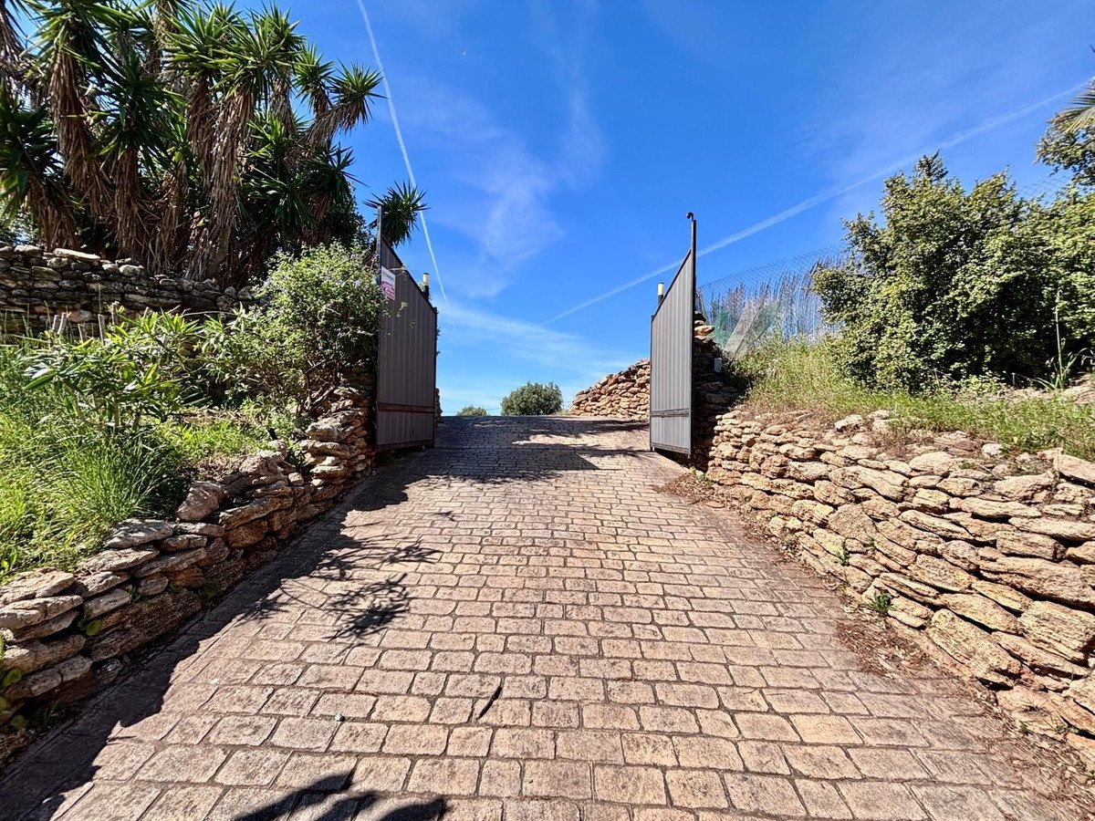 5 Bed Detached Villa in La Cala