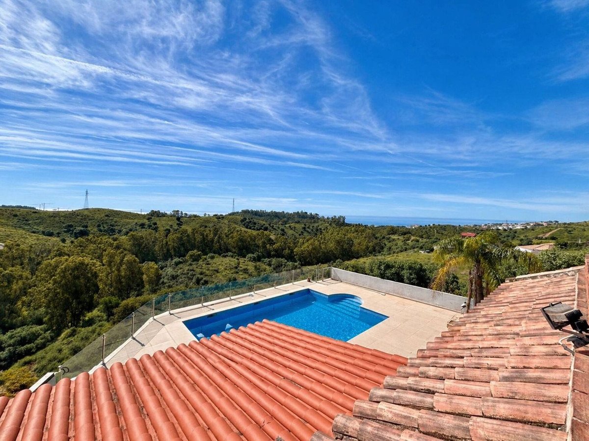 5 Bed Detached Villa in La Cala