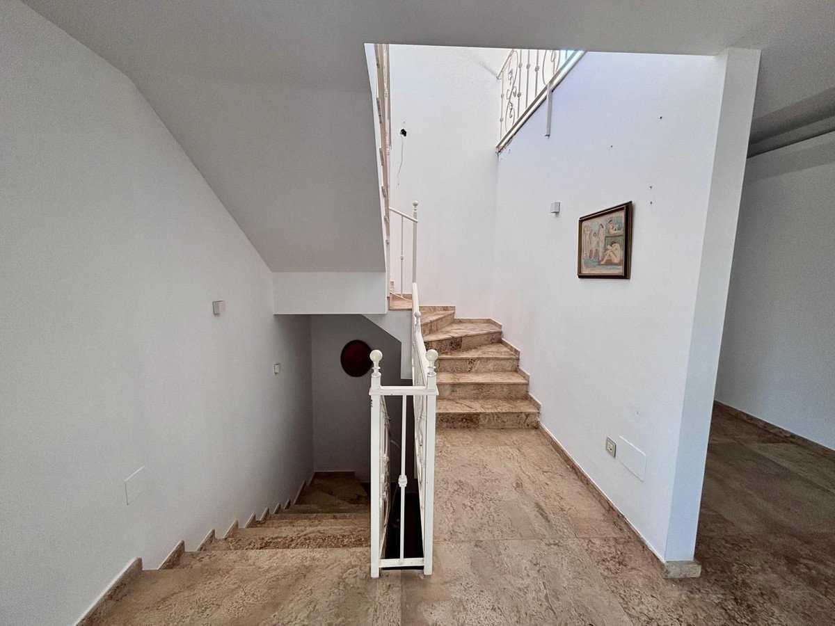 5 Bed Detached Villa in La Cala