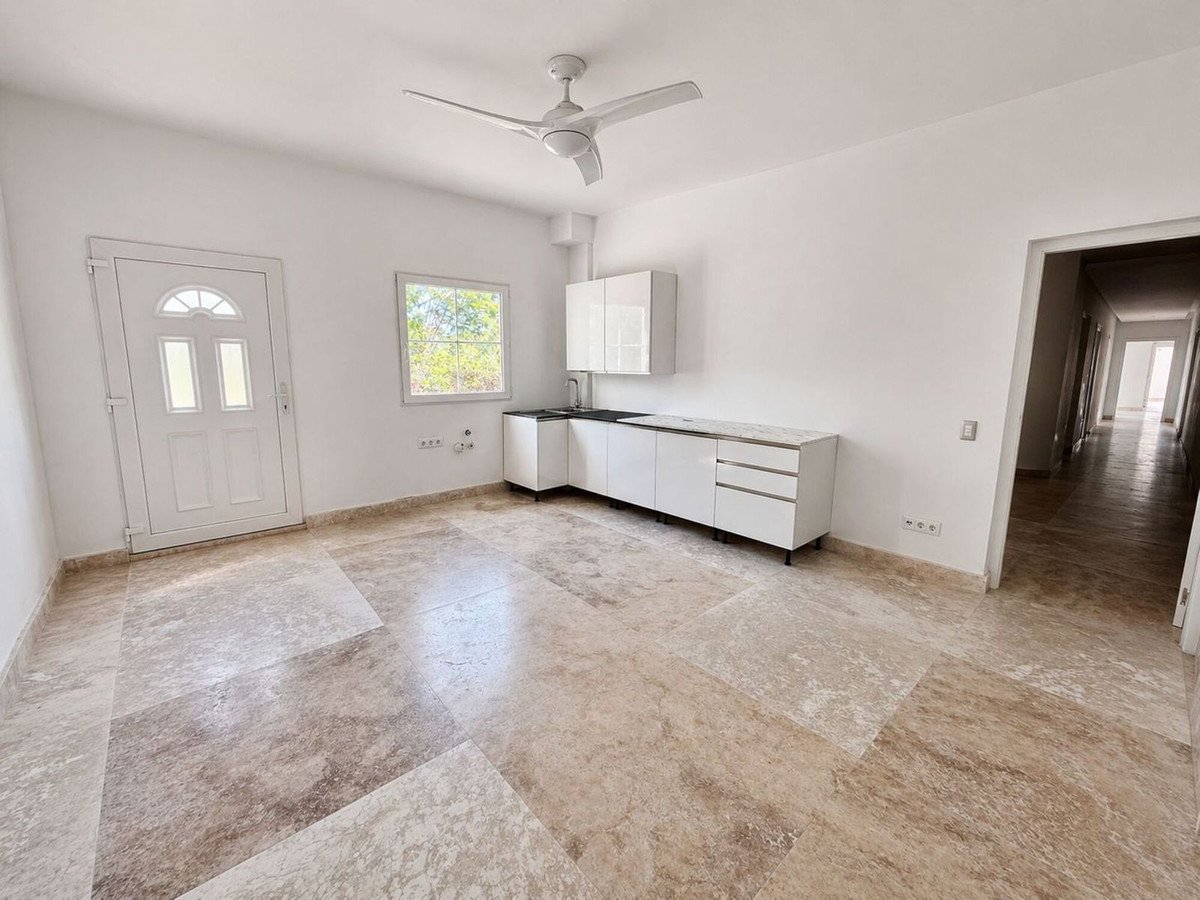 5 Bed Detached Villa in La Cala