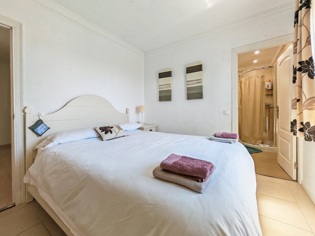 4 Bed Detached Villa in El Chaparral