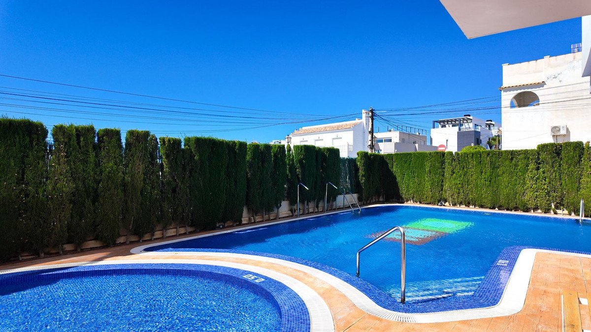 2 Bed Penthouse in Villamartin
