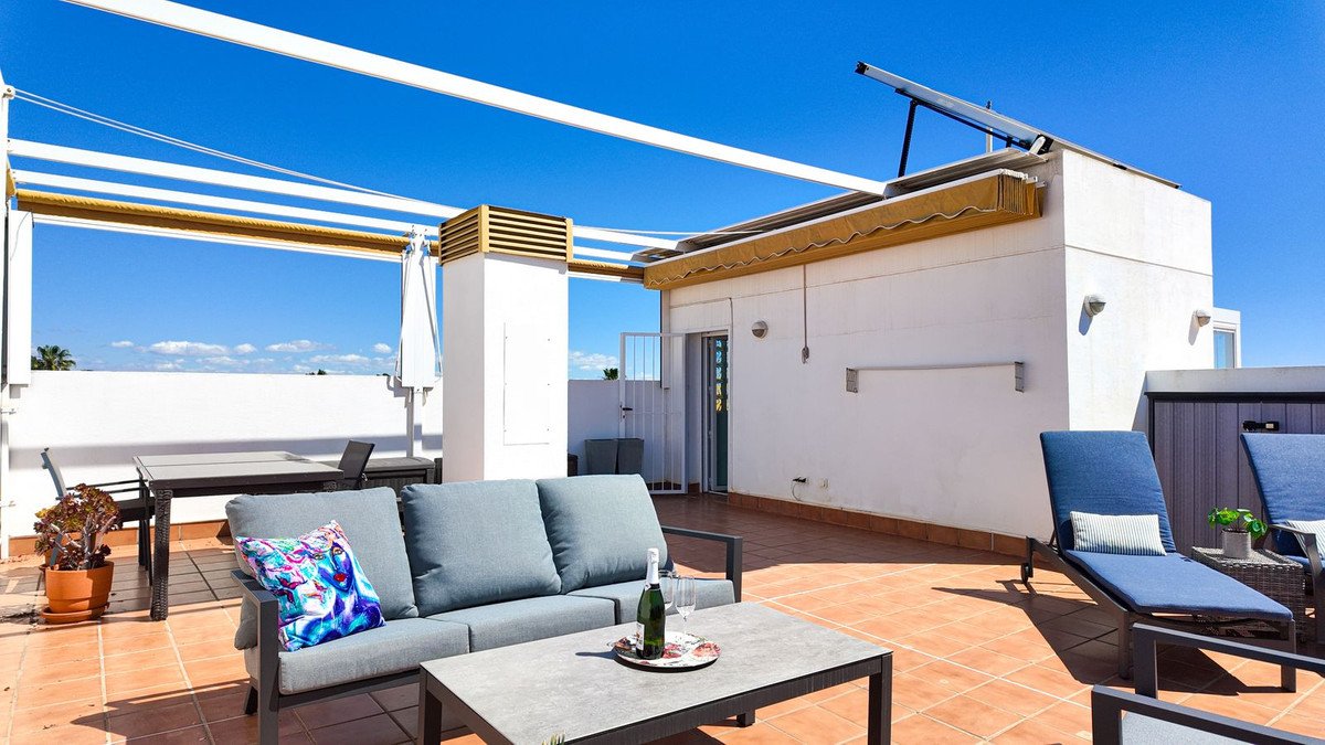 2 Bed Penthouse in Villamartin