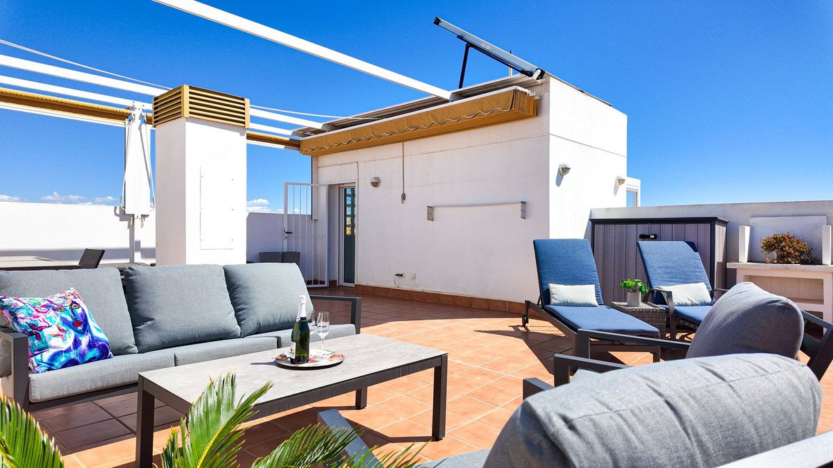 2 Bed Penthouse in Villamartin