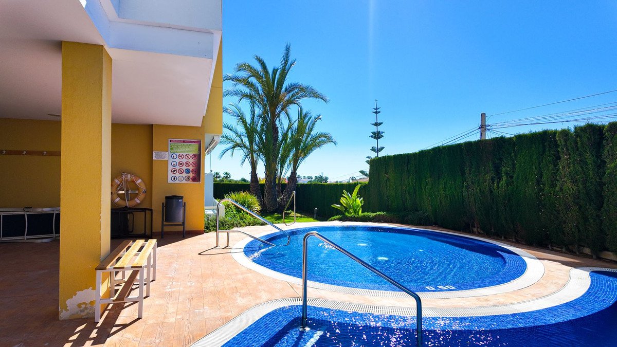 2 Bed Penthouse in Villamartin