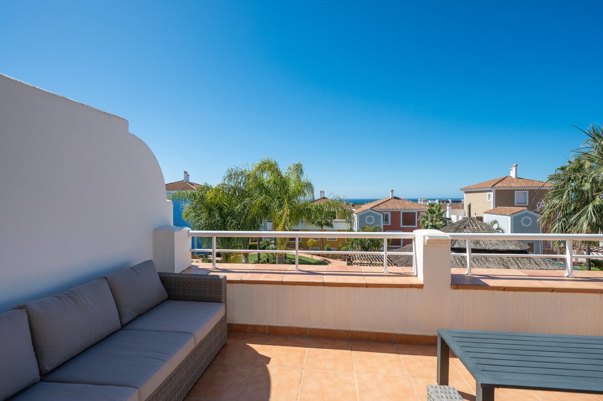 2 Bed Penthouse in Estepona