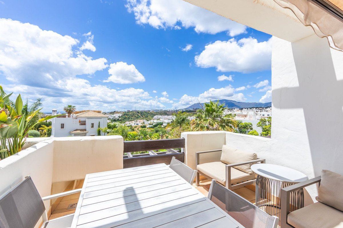 2 Bed Penthouse in Estepona