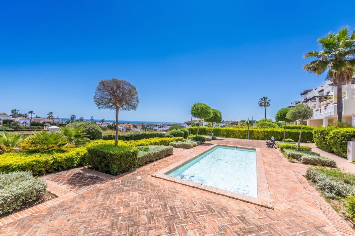 2 Bed Penthouse in Estepona