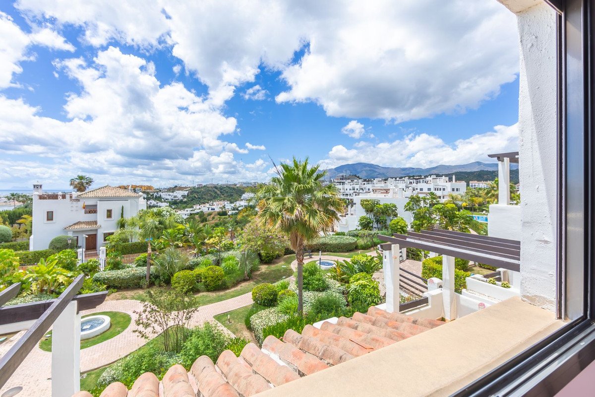 2 Bed Penthouse in Estepona