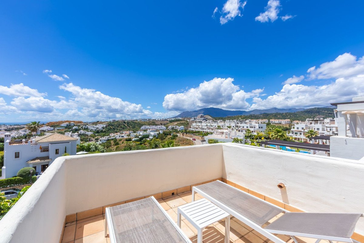 2 Bed Penthouse in Estepona