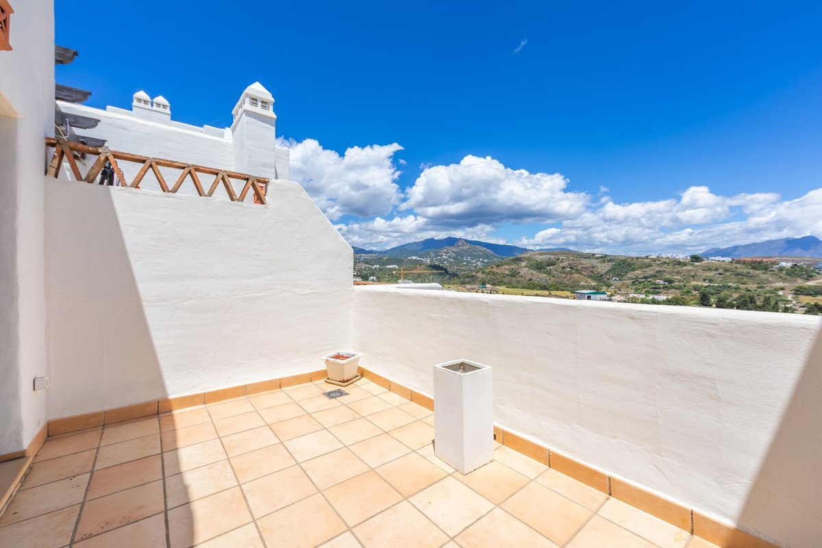 2 Bed Penthouse in Estepona