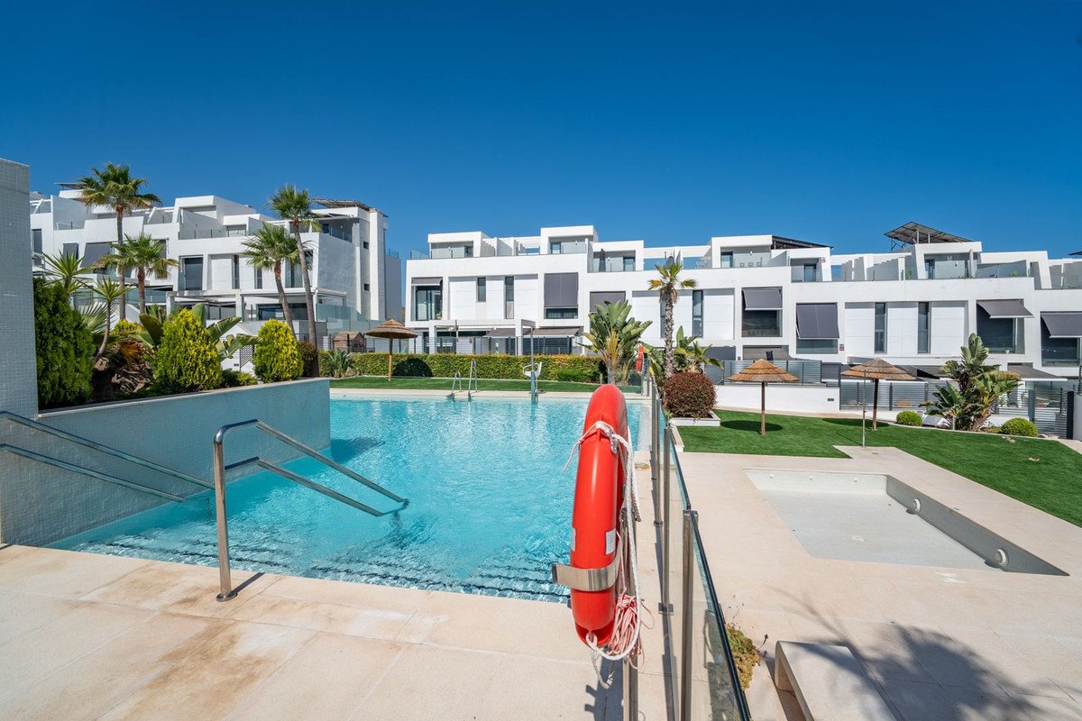 4 Bed Townhouse in Rincón de la Victoria