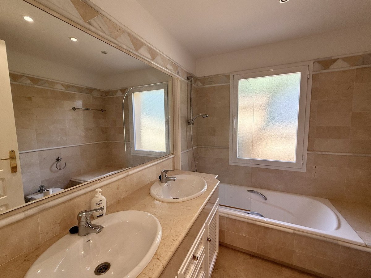 3 Bed Penthouse in Río Real