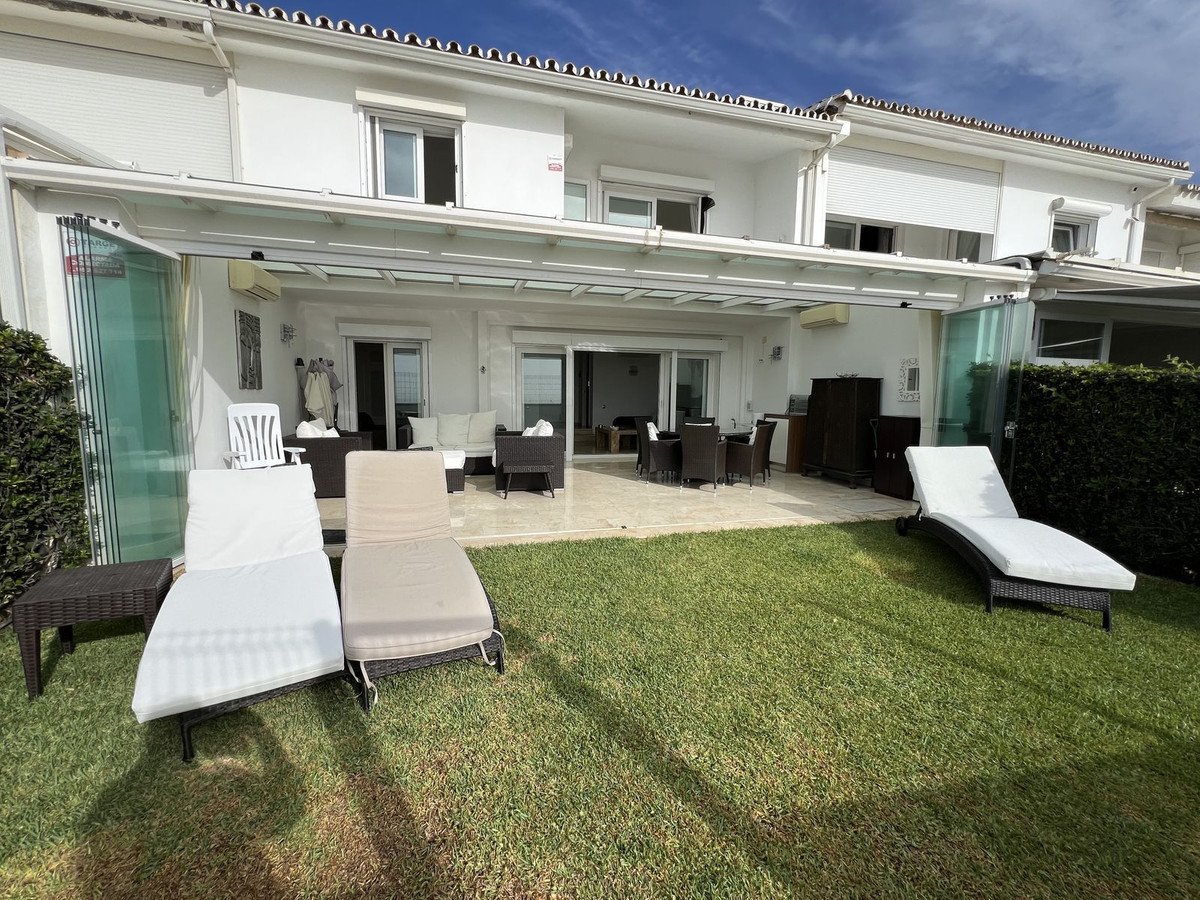 2 Bed Townhouse in Costalita