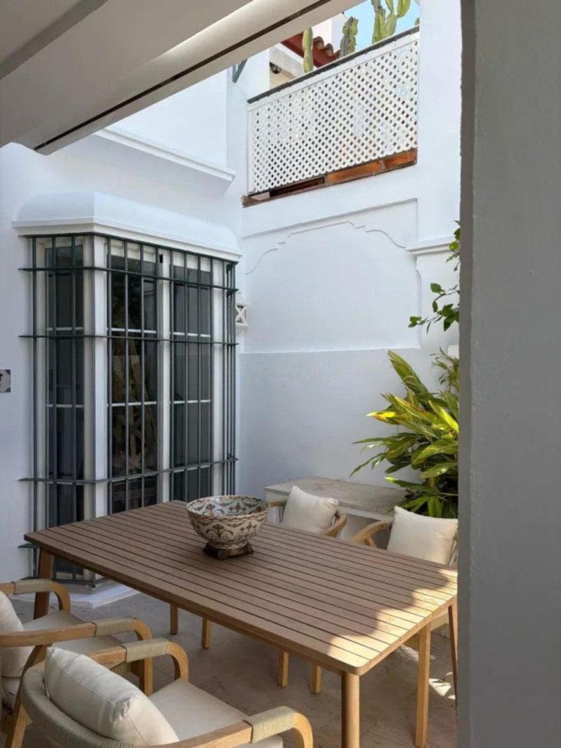 4 Bed Semi-Detached House in Marbella