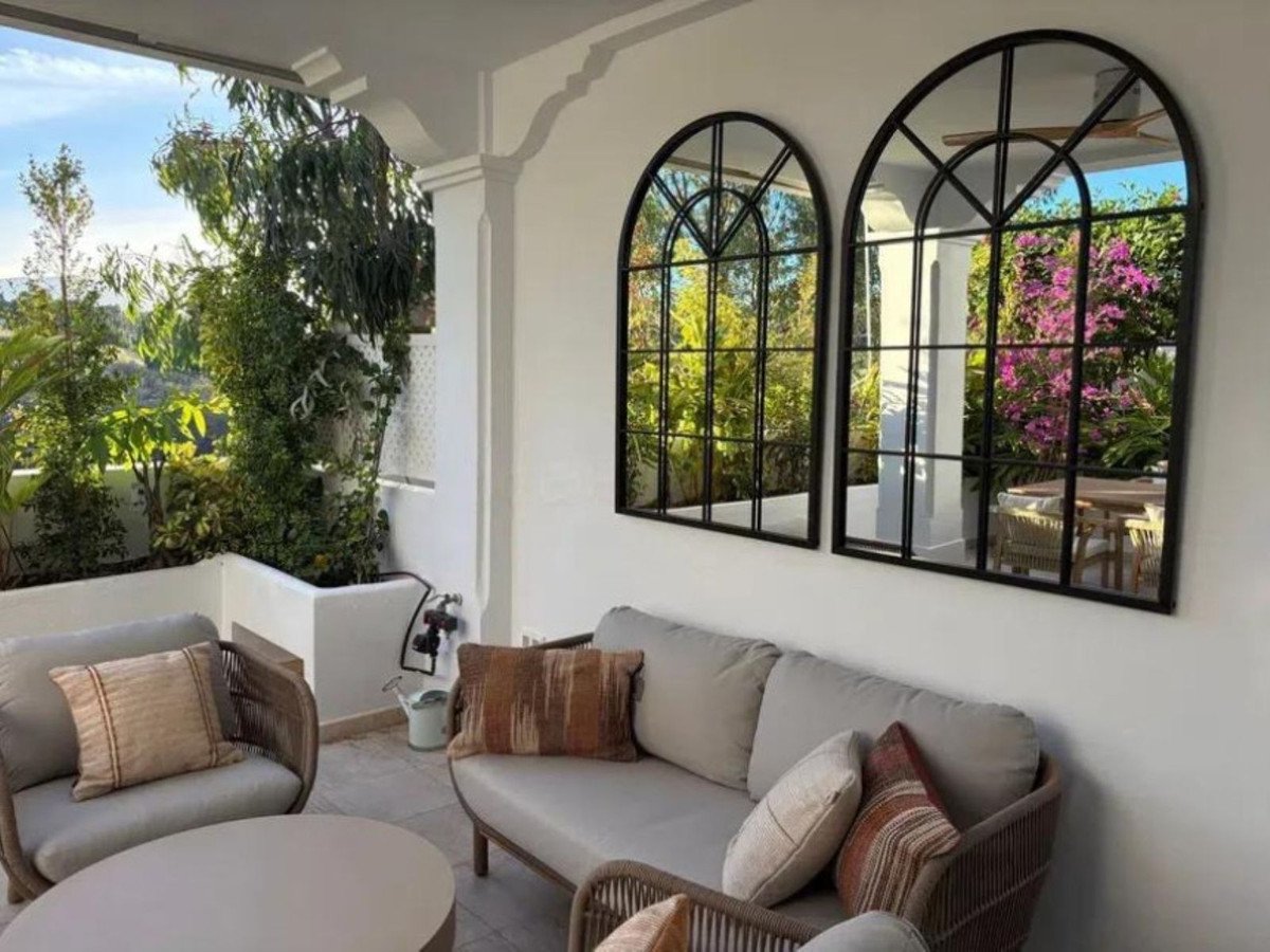 4 Bed Semi-Detached House in Marbella