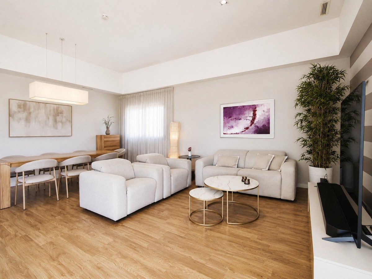 5 Bed Detached Villa in Santa Pola