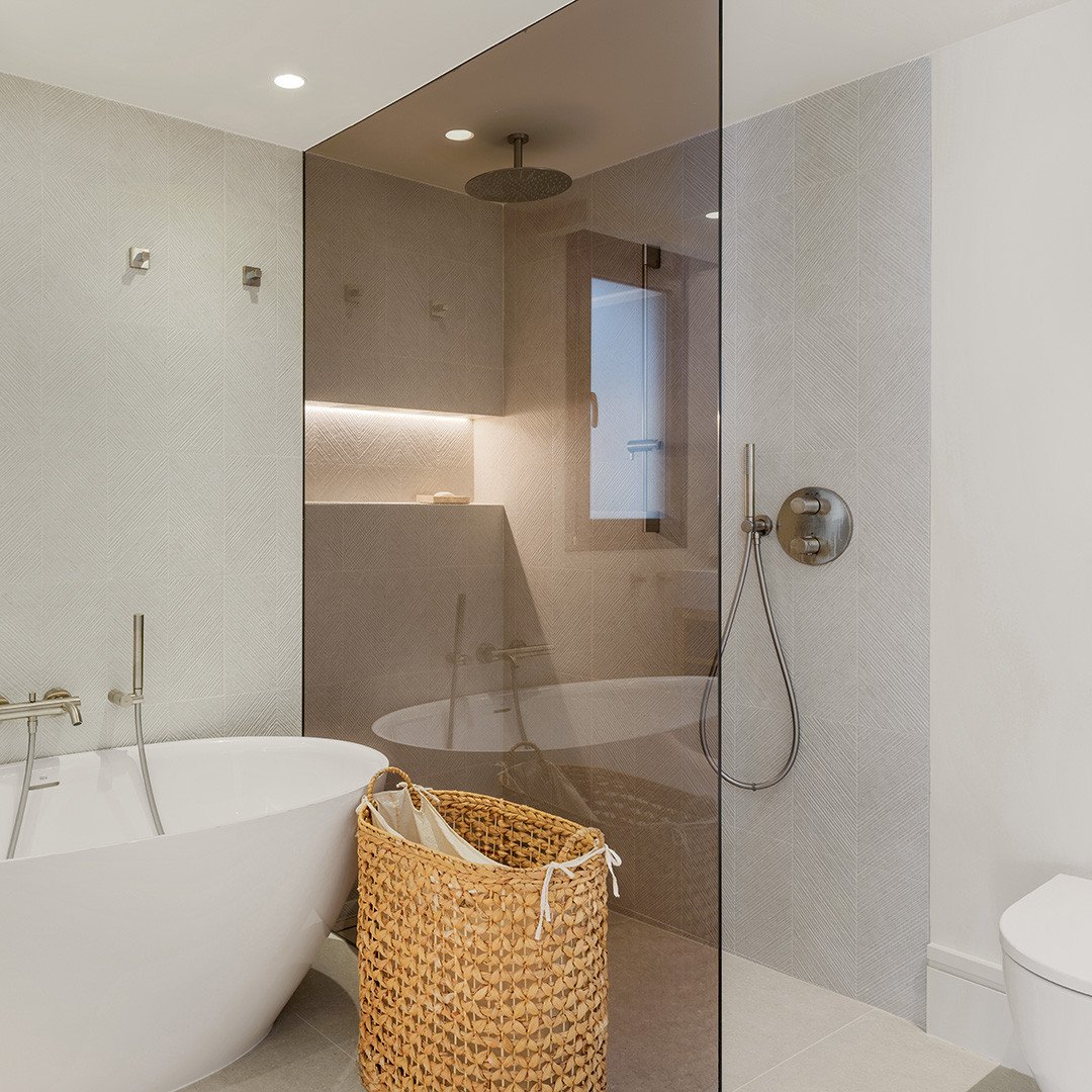 3 Bed Middle Floor Apartment in Puerto Banús