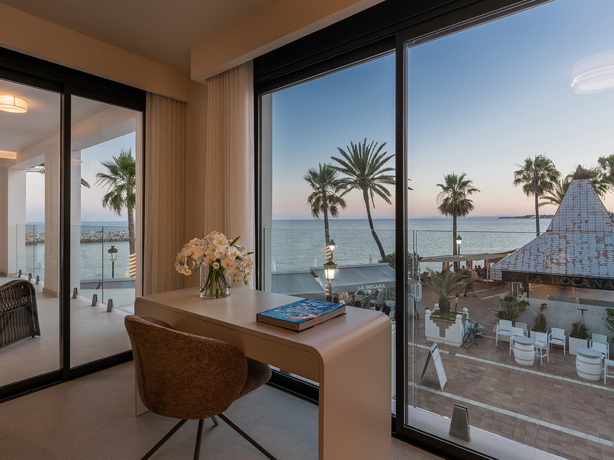 3 Bed Middle Floor Apartment in Puerto Banús