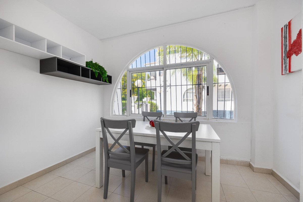 2 Bed Bungalow in Torrevieja